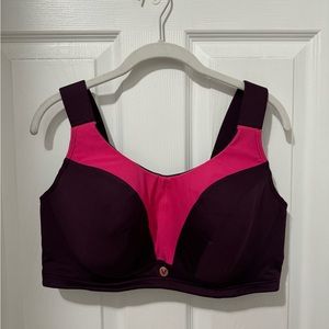 Livi high impact sports bra